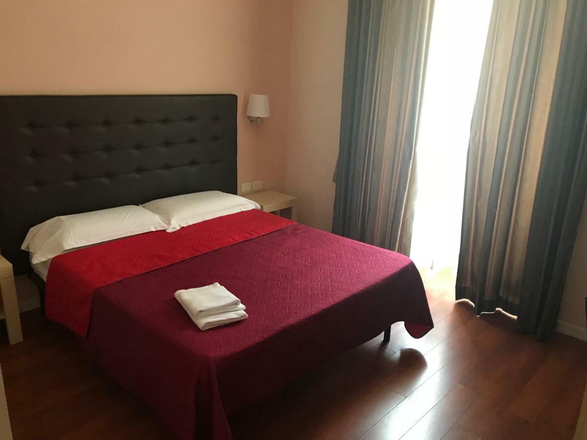 Elle Cavour Guest House Roma Exterior foto