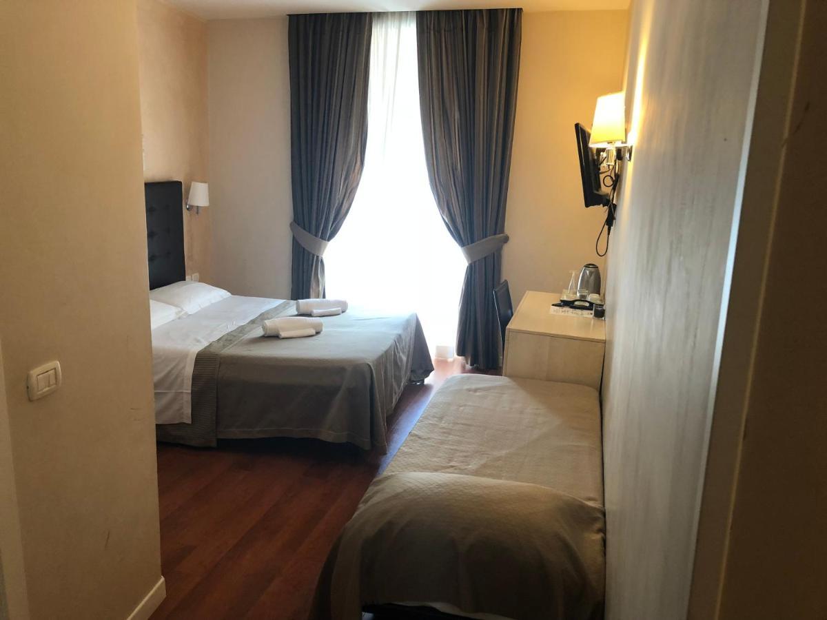 Elle Cavour Guest House Roma Exterior foto