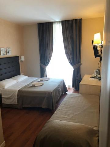 Elle Cavour Guest House Roma Exterior foto